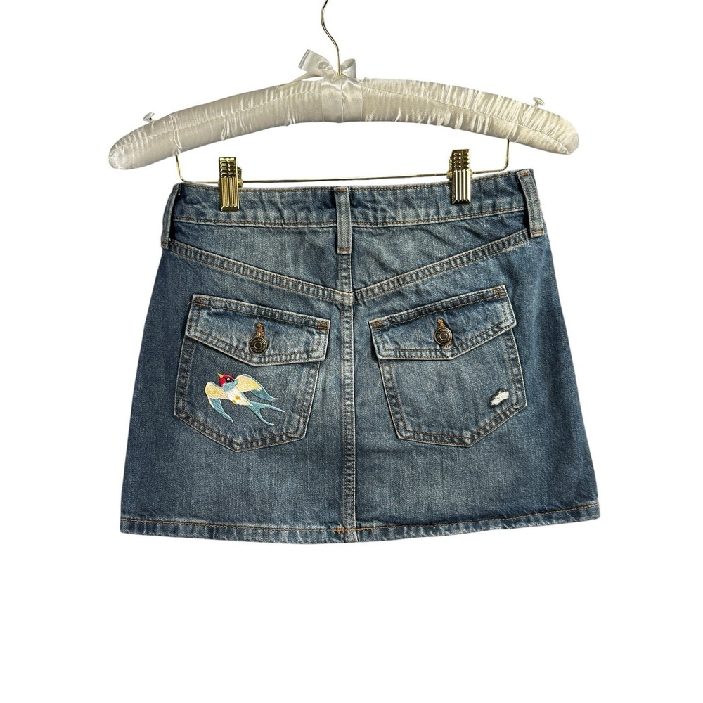 Wild Fable Denim Mini Skirt Womens 0 Distressed Sparrow Bird Embroidered Y2K - Picture 7 of 9